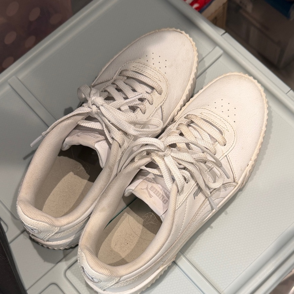 Puma Off-White Athletic Shoes women’s size 7.5 gently used